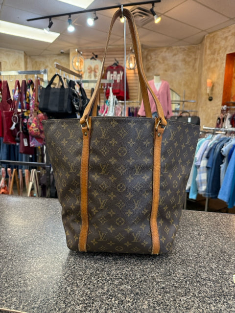 Pre-owned LOUIS VUITTON Brown Signature Tan Tote Designer Purse
