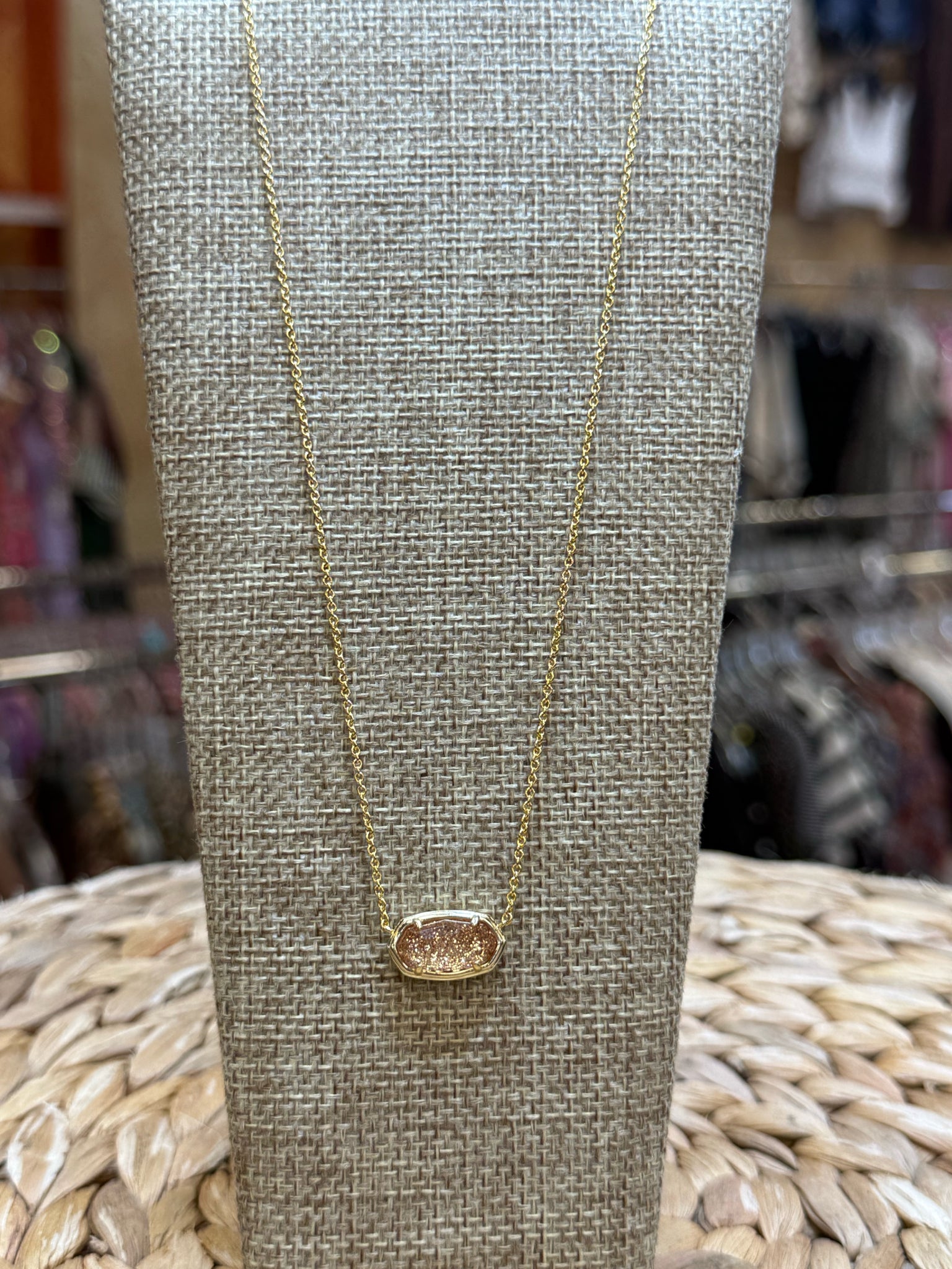 Pre-owned KENDRA SCOTT Gold Gold Sparkle Designer Necklace