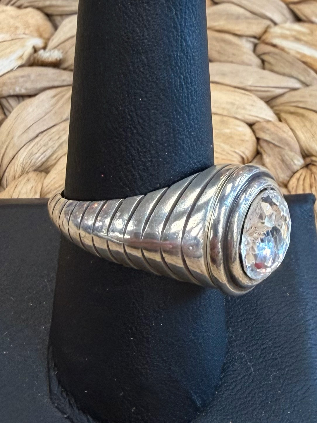 Pre-owned BRIGHTON Silver Ring Size 9 Designer Ring