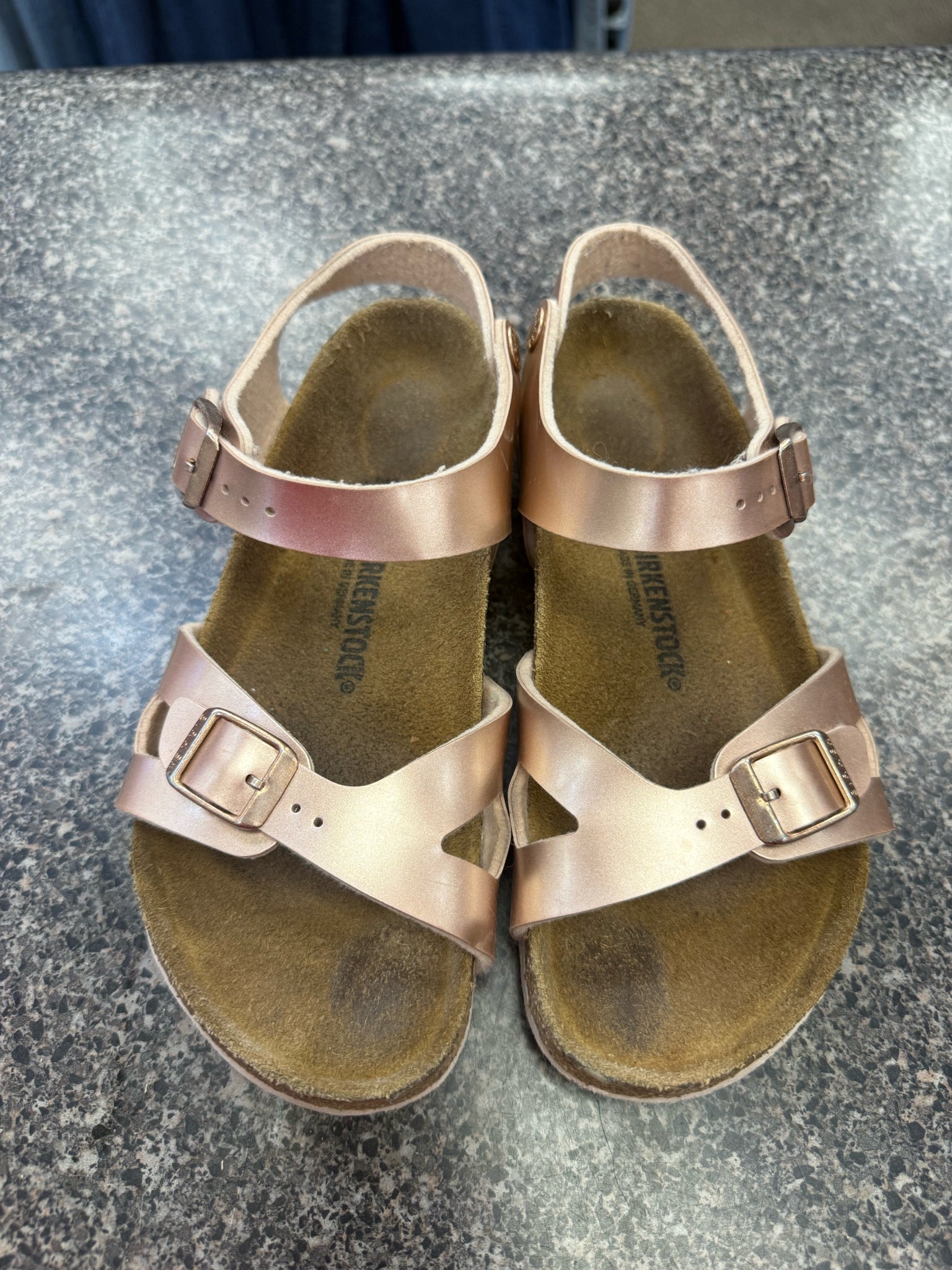 Pre-owned BIRKENSTOCK copper Shoe Size 1 Girls Designer Sandal