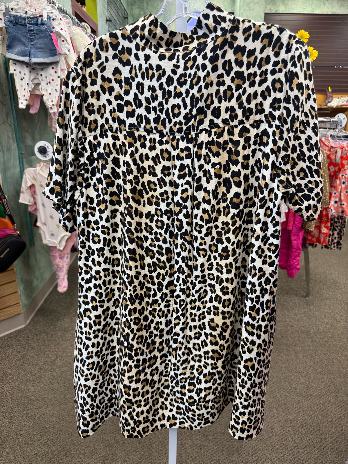 Pre-owned ENTRO Black animal White Size 11 Short Sleeve Dress