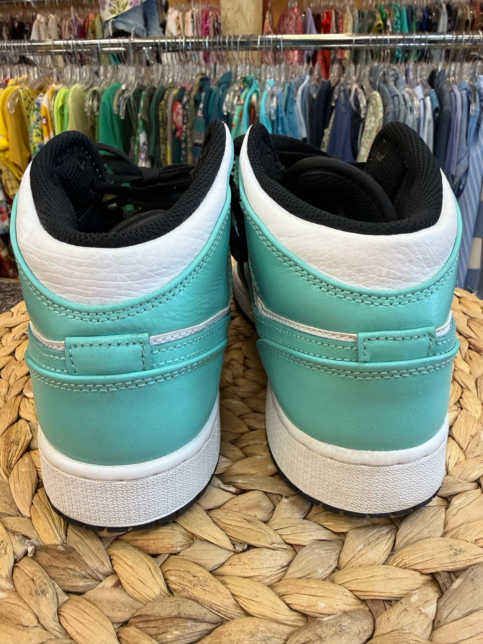 Pre-owned Nike Air Jordan Teal Black Trim Size 5.5 Designer Sneaker