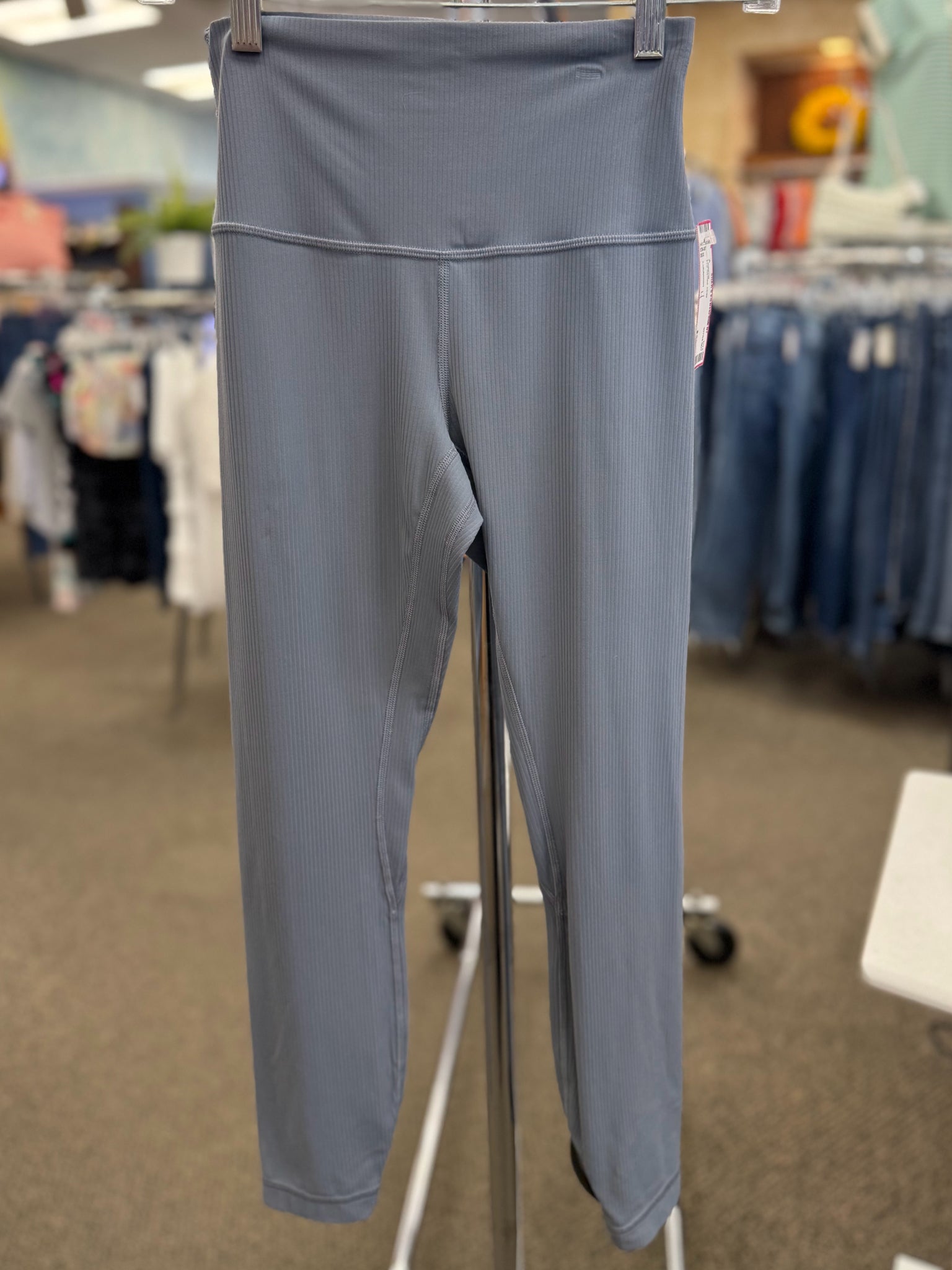 Pre-owned Lululemon Gray # SIZE 4 Legging