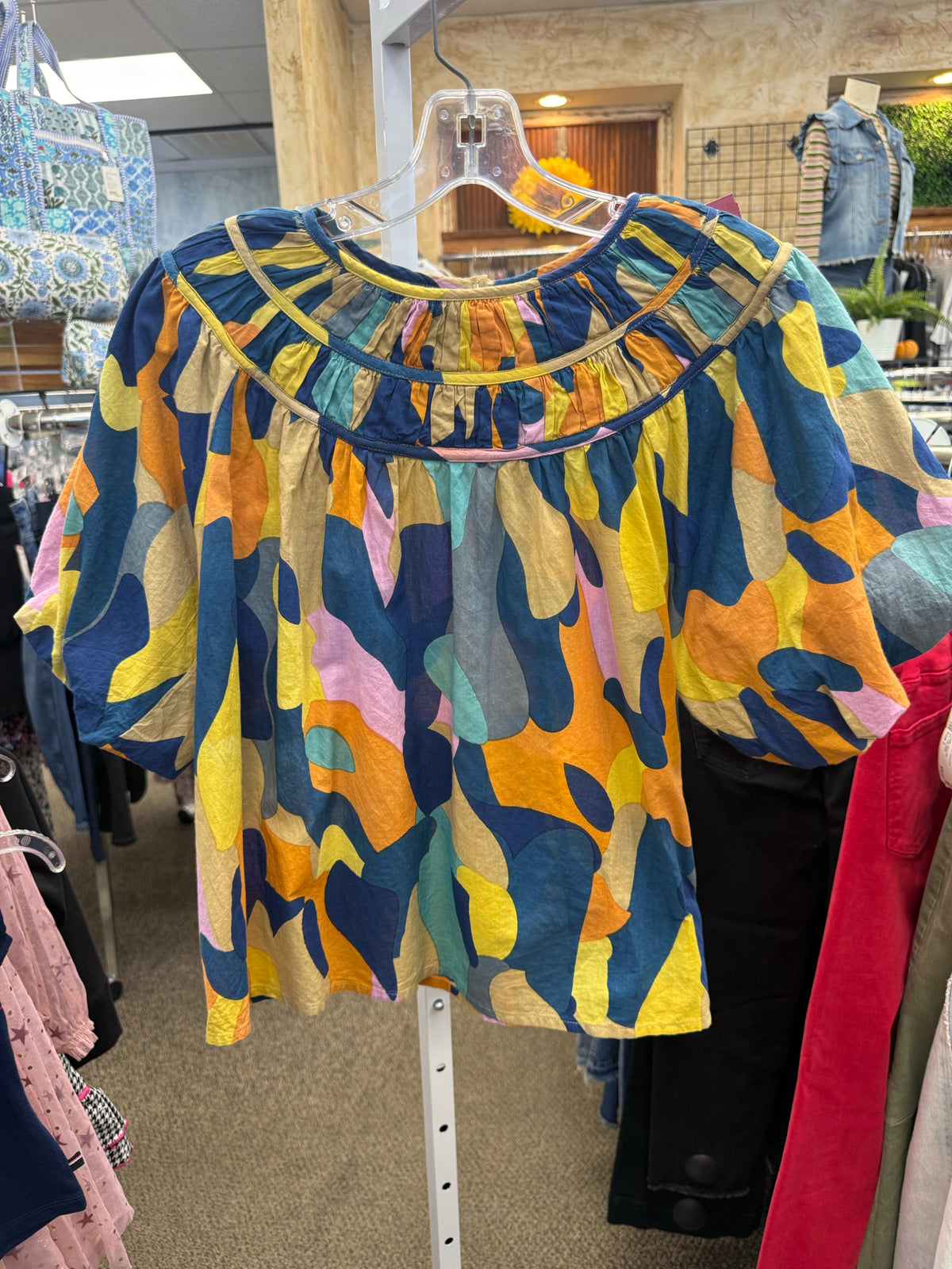 Pre-owned THML Dark Teal Print Yellow Size: S Quarter Sleeve Blouse